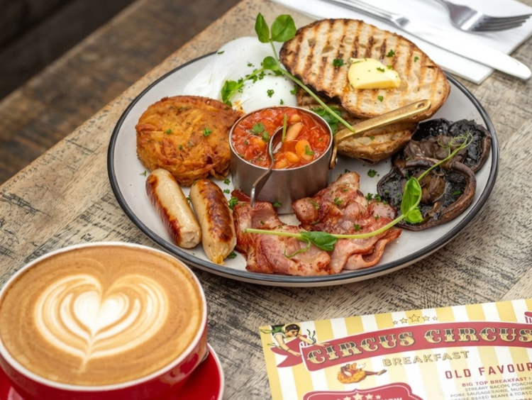 Circus Circus Cafe slider image