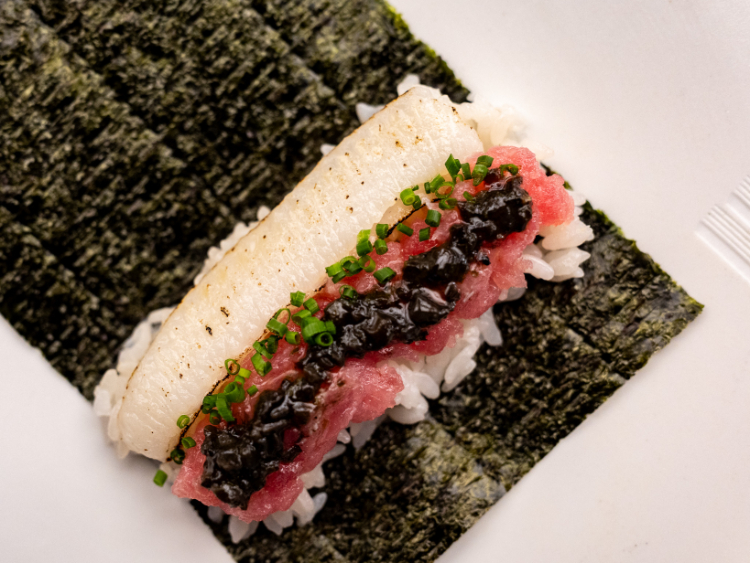 Nori Maki slider image