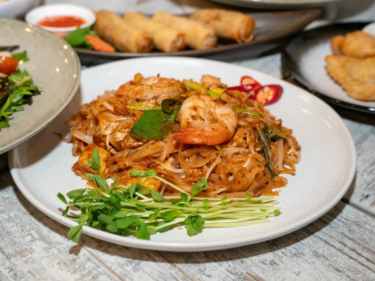 Nom Nom Thai slider image