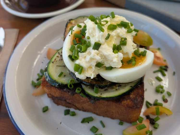 Third Wheel Cafe - South Fremantle slider image