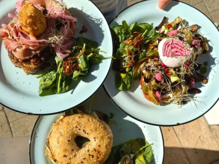 Third Wheel Cafe - South Fremantle slider image