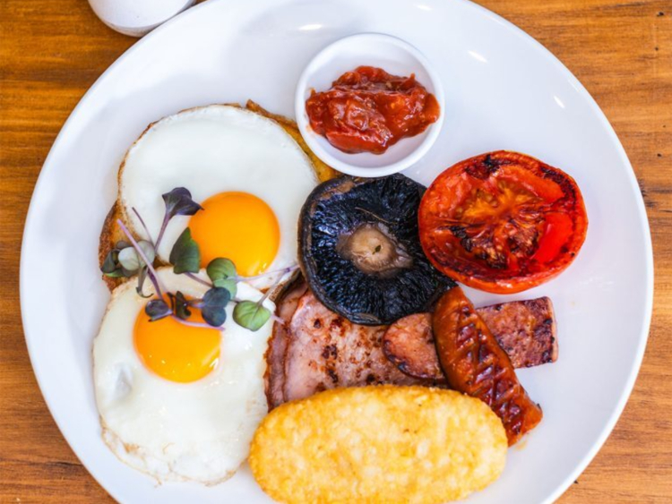 Small Pond Cafe slider image