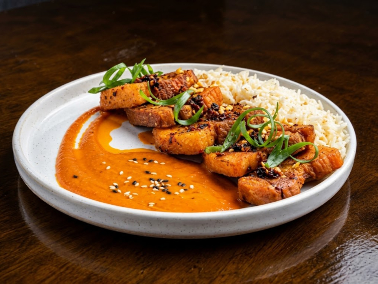 Everest Dine Nepali & Indian Restaurant slider image