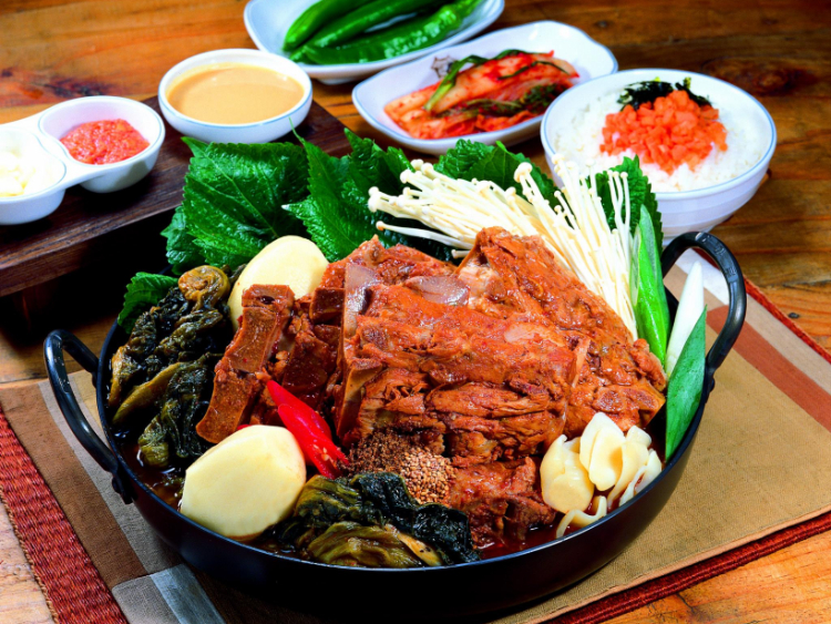 Jomaru Korean Hot Pot - Eastwood slider image