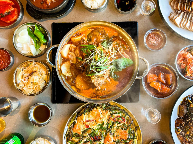 Jomaru Korean Hot Pot - Eastwood slider image