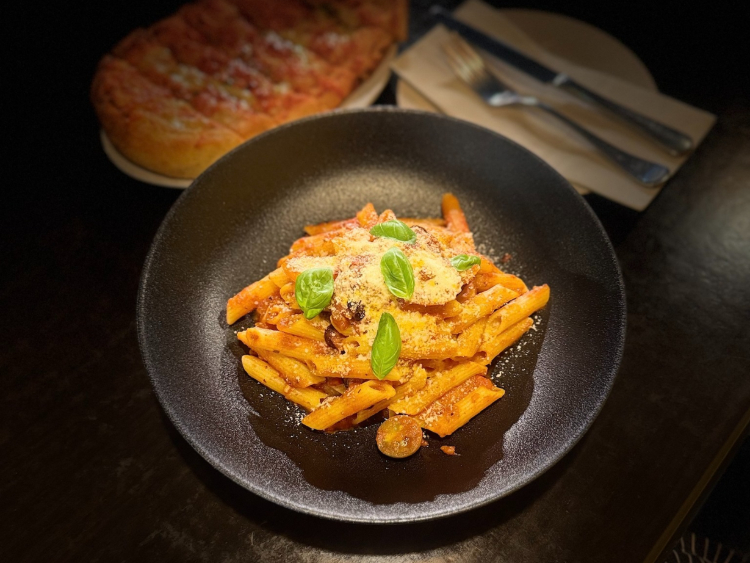 Pizzeria 1760 slider image