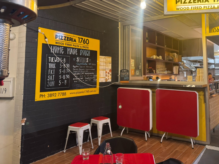 Pizzeria 1760 slider image