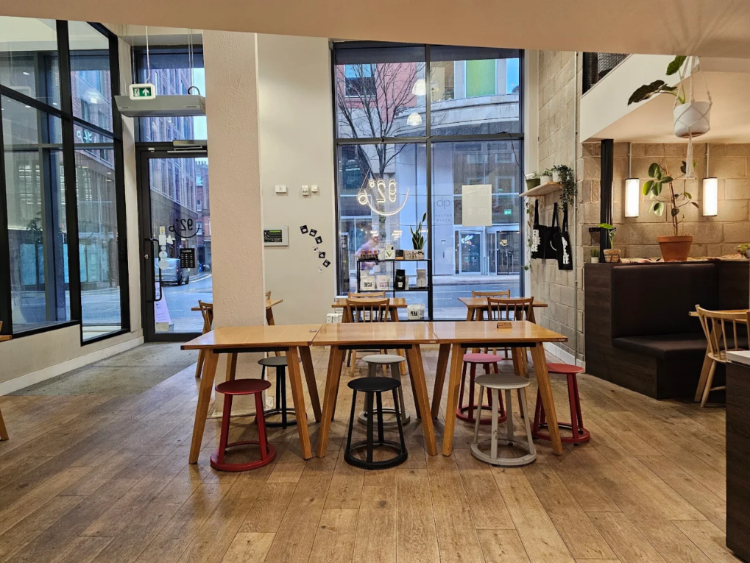 92 Degrees - John Dalton St slider image