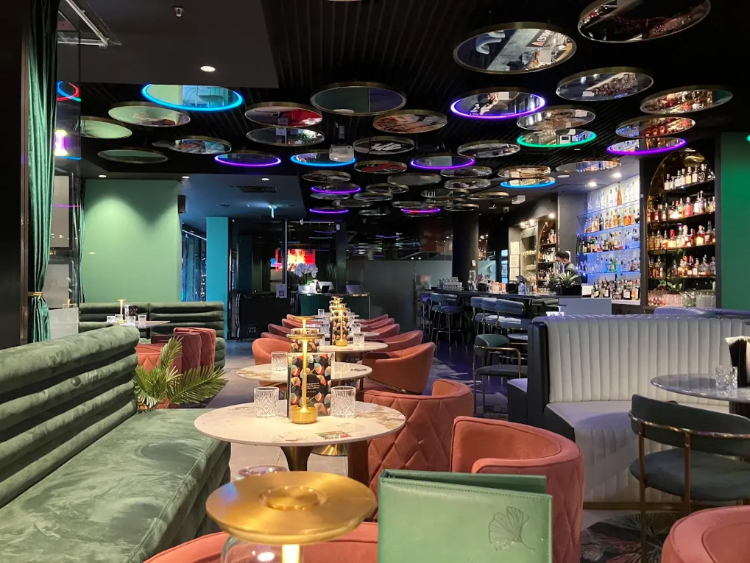 30ML Bar & Restaurant - Docklands slider image