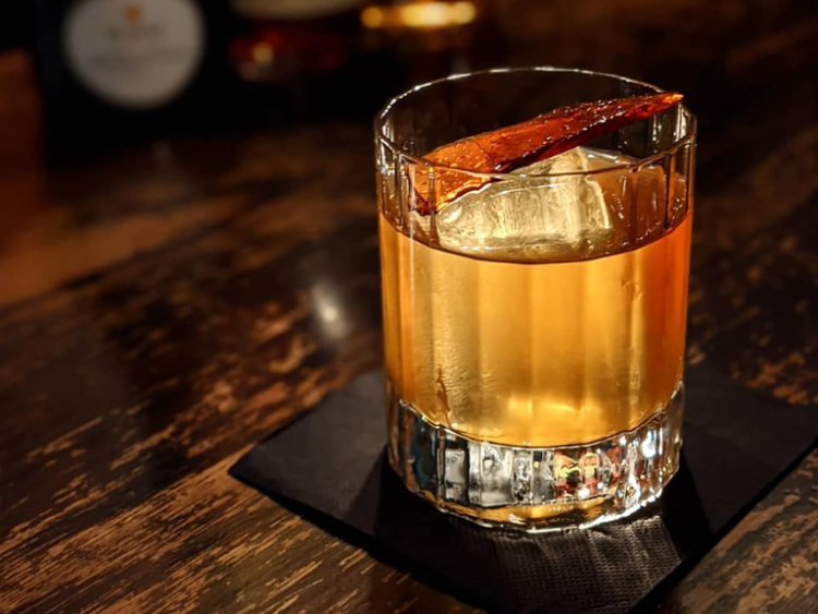 Howlin' Wolf Whiskey Bar - Wollongong slider image