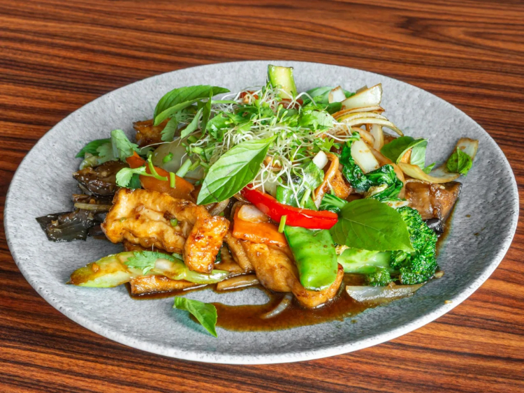 Bay Tinh Vietnamese Restaurant slider image