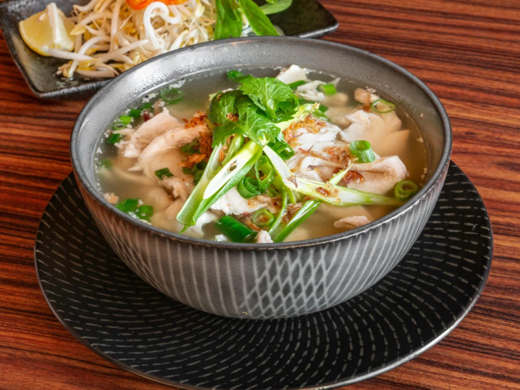 Bay Tinh Vietnamese Restaurant slider image