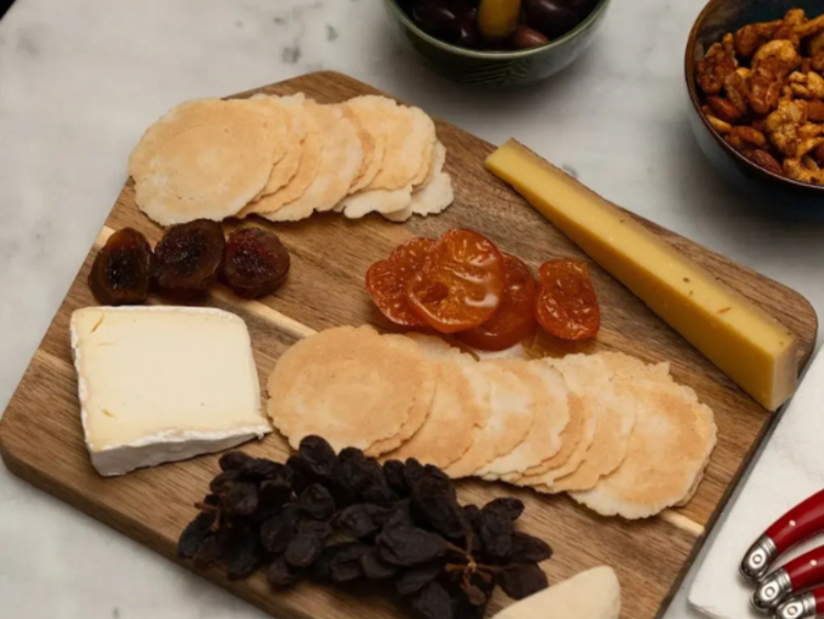 Septimus House of Cheese and Wine slider image