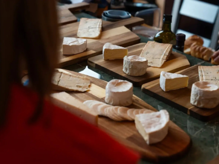 Septimus House of Cheese and Wine slider image