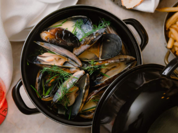 Harbour Bistro by Pier One slider image