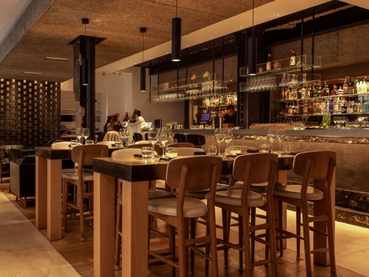 Monmouth Kitchen slider image