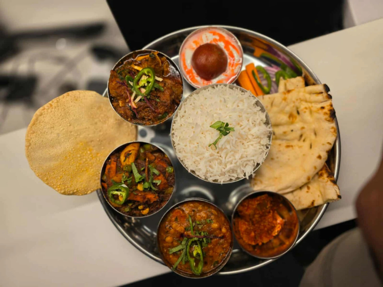Lahore 2 Delhi Indian Pakistani Cuisine slider image