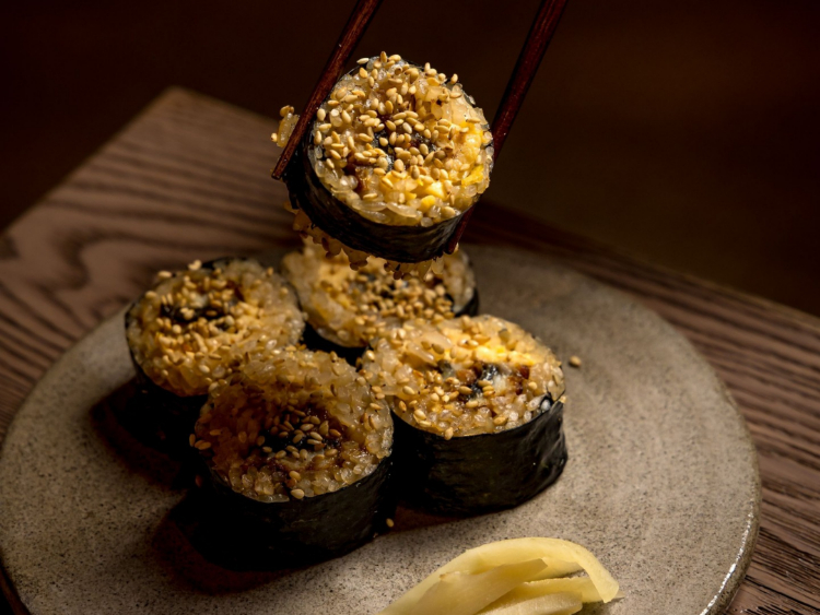 MOI slider image