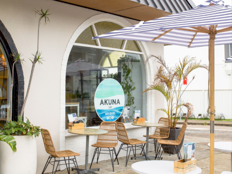 Akuna Cafe slider image