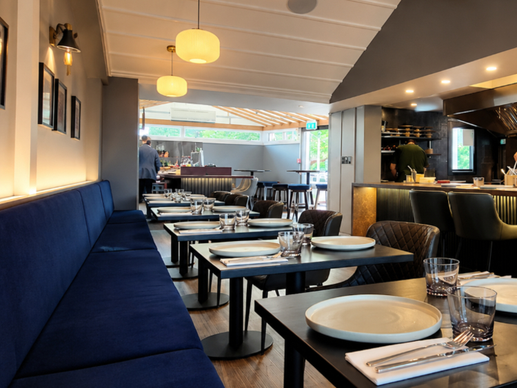 KOL Restaurant  slider image