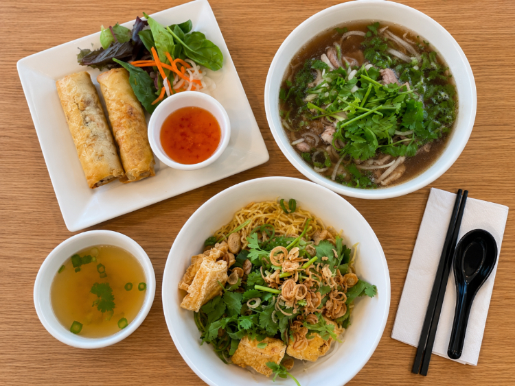 Mii Viet Noodle House slider image