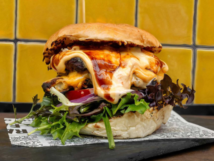 Miel Container slider image