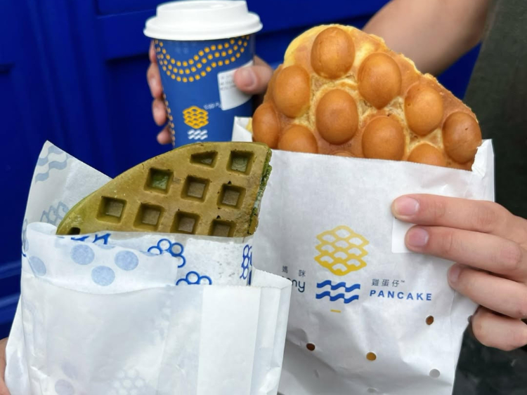 Mammy Pancake - London slider image