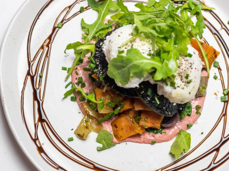 Fonzie Abbott - Albion slider image