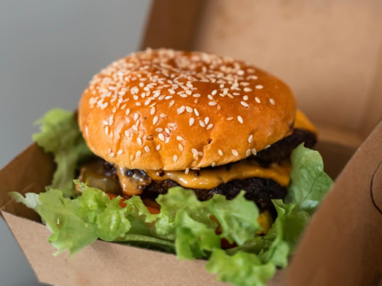 Moose And Cel Burgers slider image