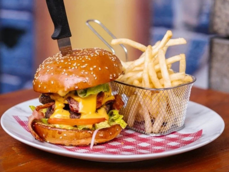 Street Eats Eatery - Scarborough slider image