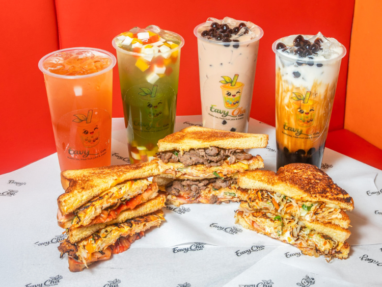 Eavy Cha Bubble Tea Cafe slider image