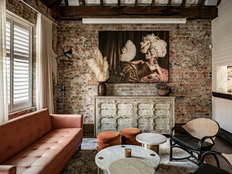 Sofia on Cleveland slider image