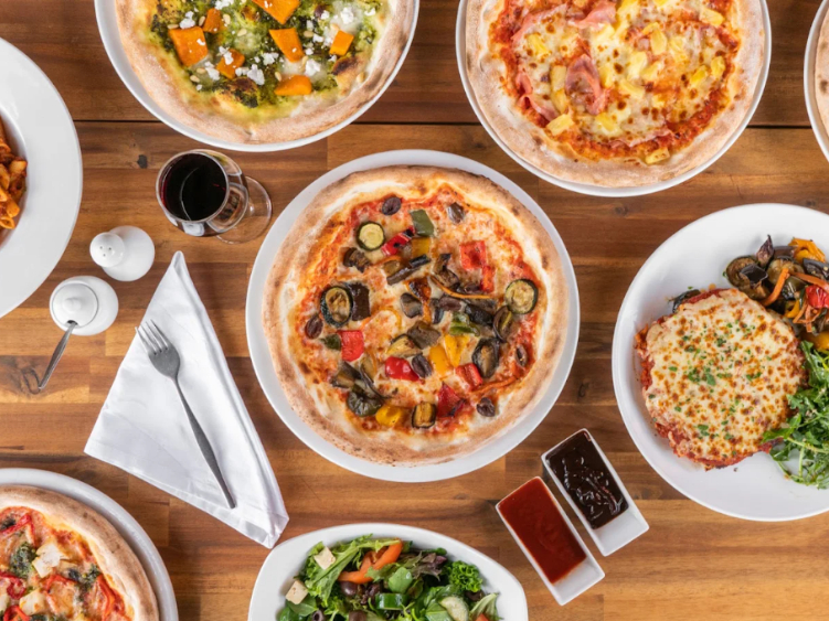La Q Woodfire Pizza & Italian Restaurant slider image