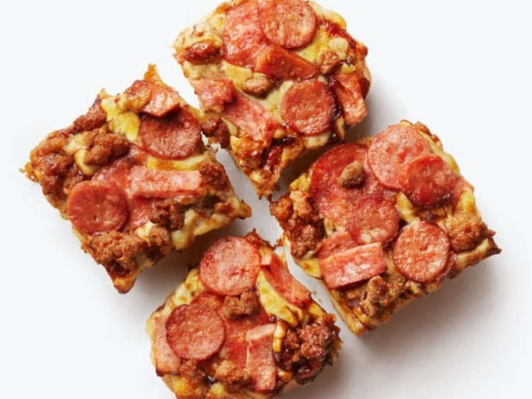 Pizza Hut - Alderley slider image