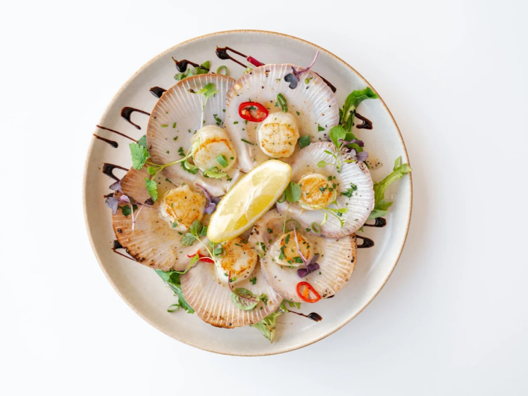 Squid Inc Bar & Grill slider image