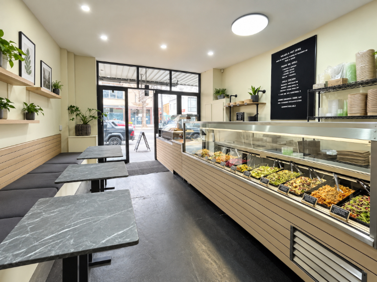 Rivergum Salads & Grill slider image