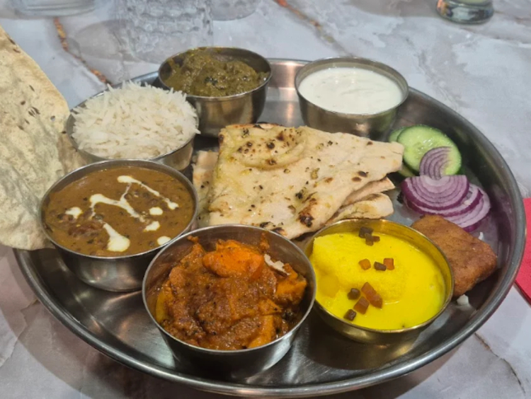 Royal Rasoi Indian Restaurant slider image