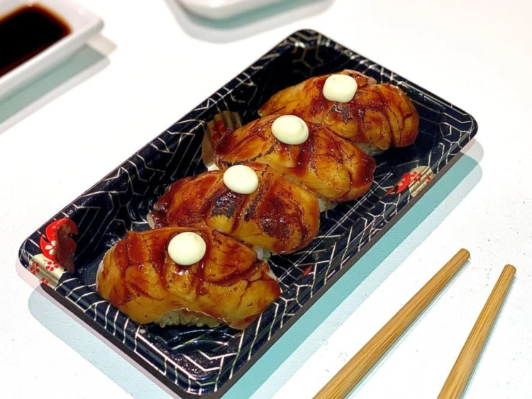Sushi Revolution - Darby slider image