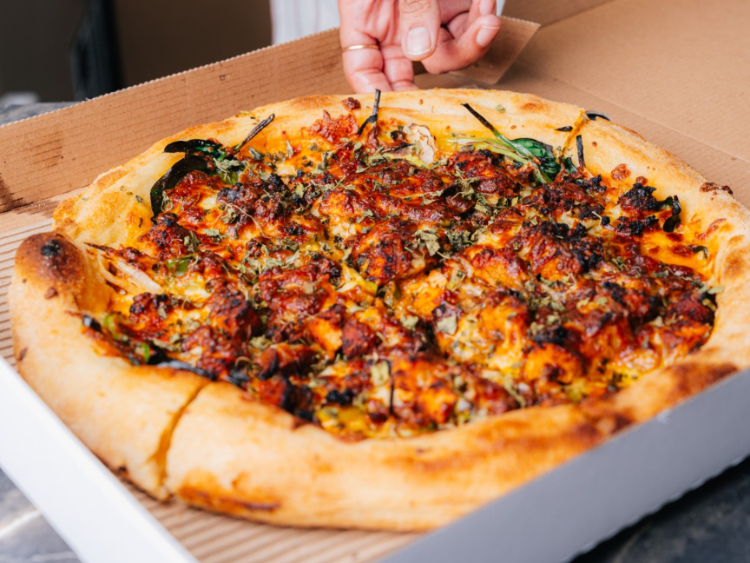 Cafe & Pizzaro slider image