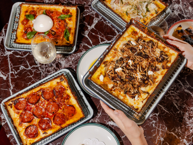 Willi's Pizza Bar slider image