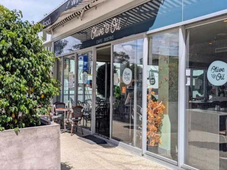 Olive and Oil - Mount Pleasant slider image