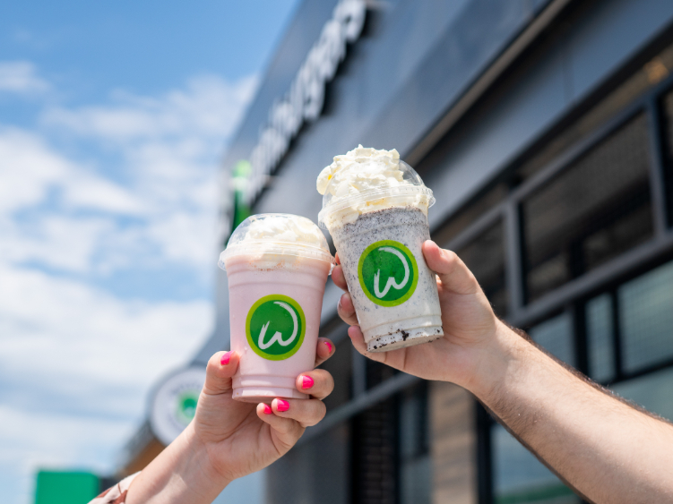 Wahlburgers - Bringelly slider image