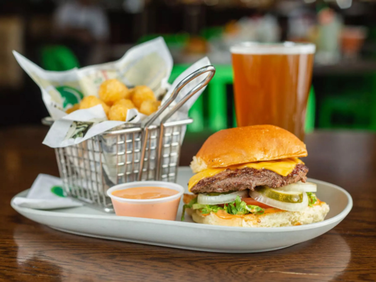 Wahlburgers - Bringelly slider image