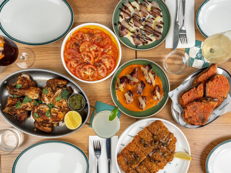 El Porton slider image