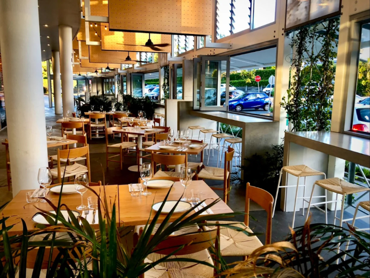 El Porton slider image