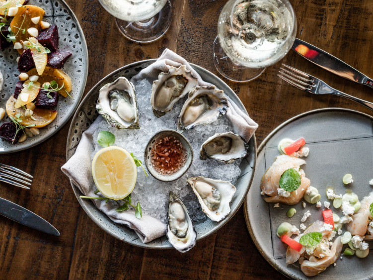 Onyx Grill slider image