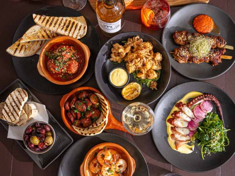 EJ Station House slider image