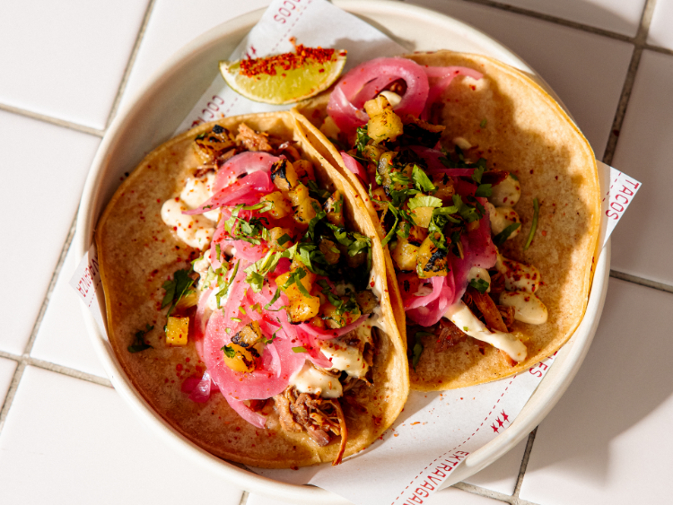 Tommy's Taco Bar slider image