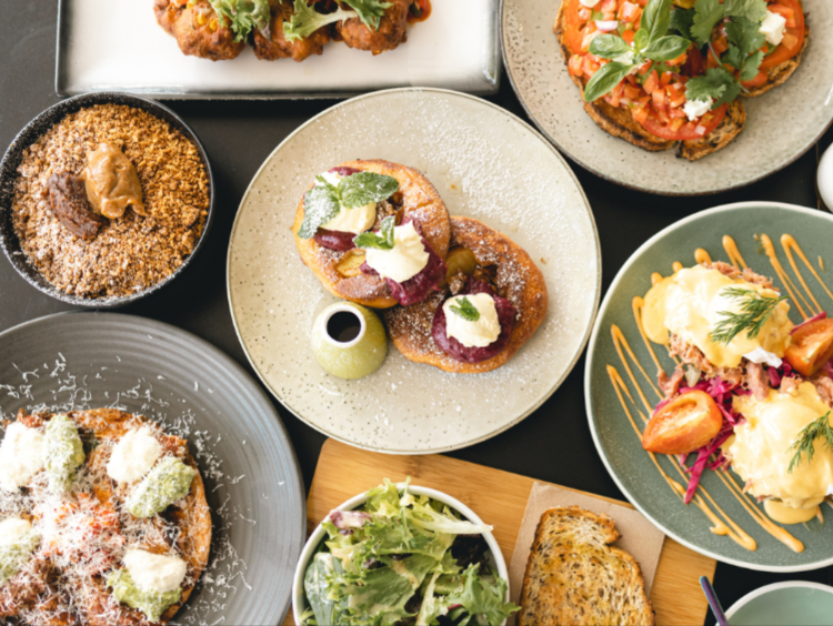 Lolo & Wren Café slider image