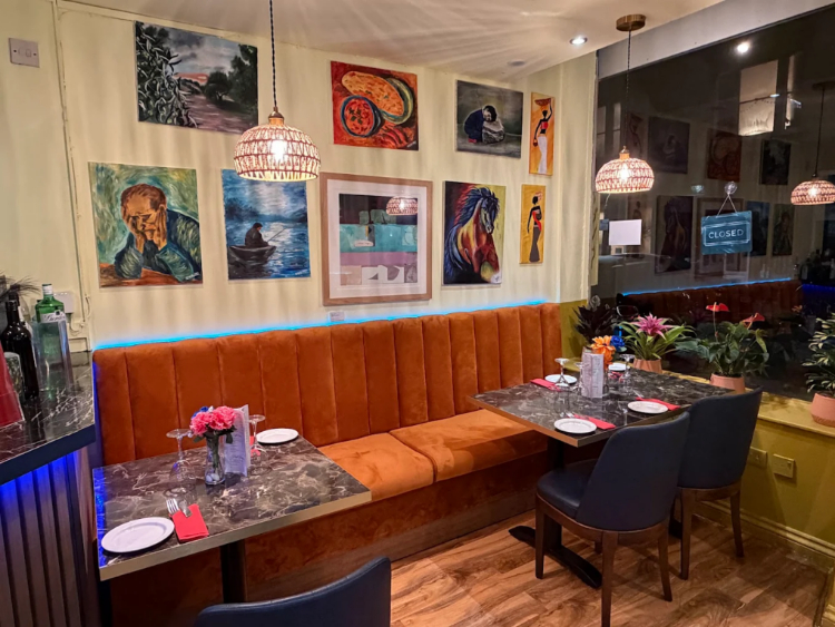 Naan & Co - Clifton slider image